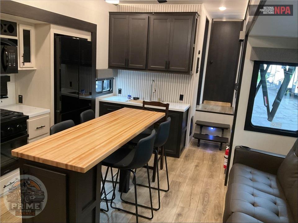 2025 Sabre By Forest River M-36DBB - FIFTH WHEEL SERIES — фото 7