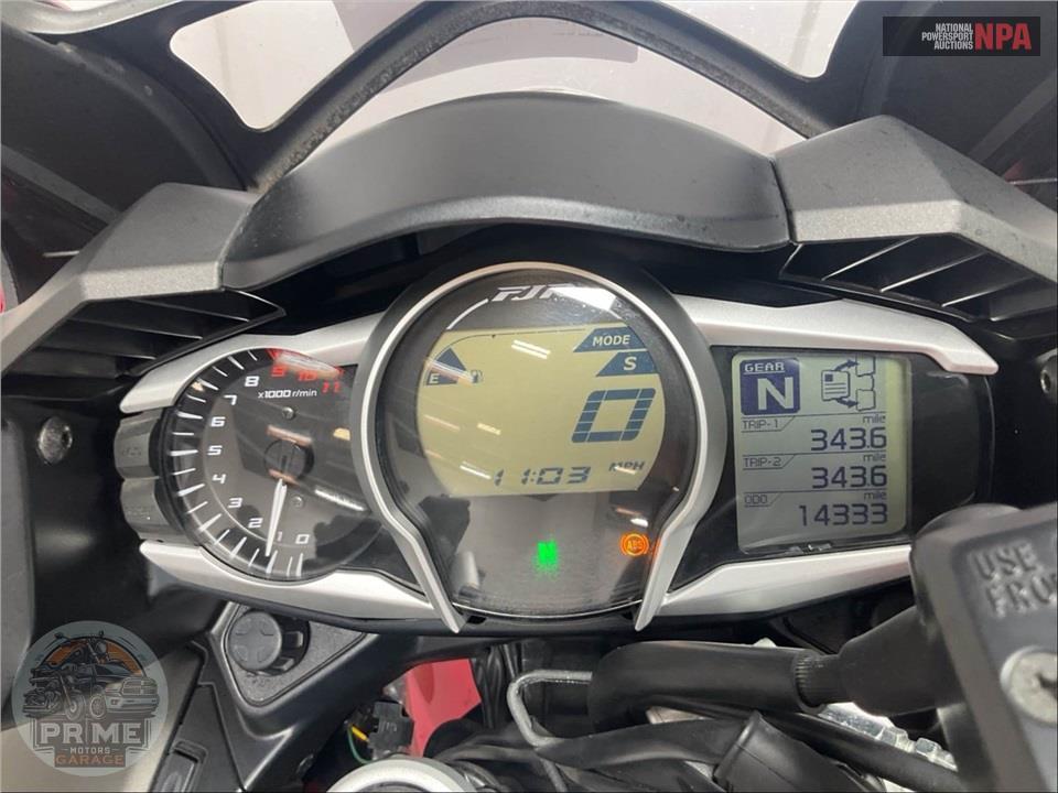 2014 Yamaha FJR1300ES — фото 5