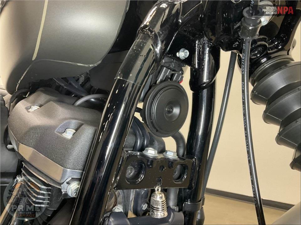 2019 Harley-Davidson FXBB STREET BOB — фото 11