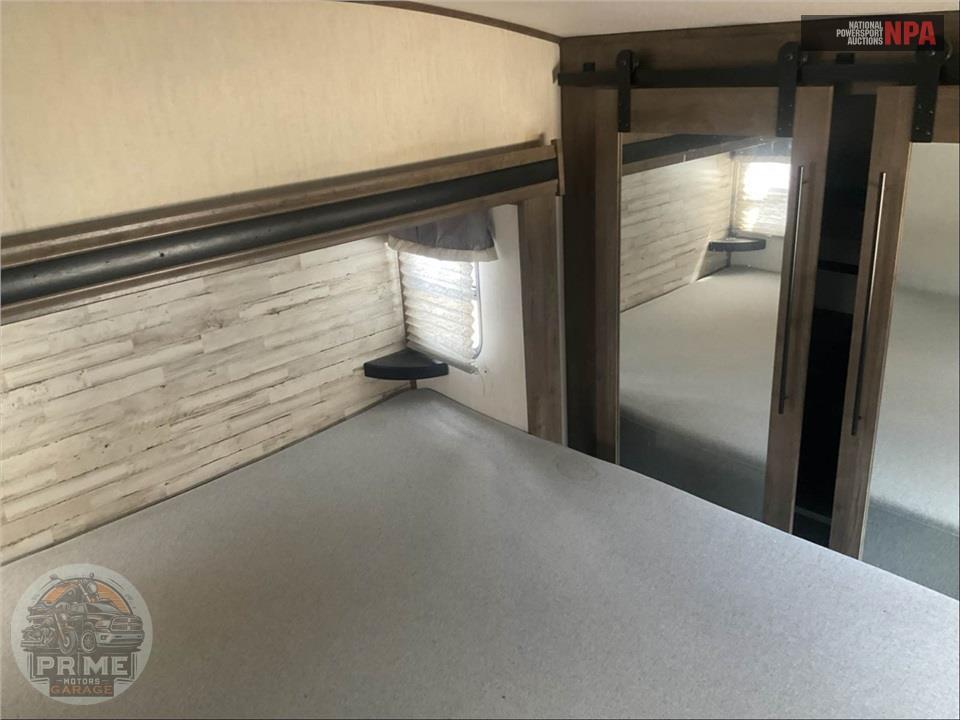 2022 Sabre By Forest River M-36BHQ - FIFTH WHEEL SERIES — фото 12