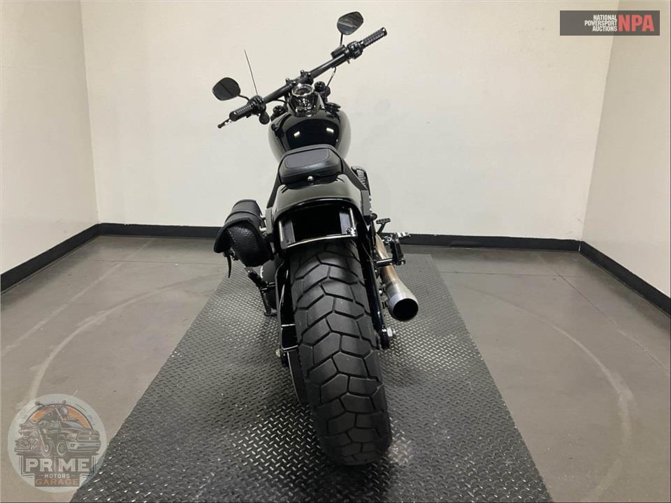 2022 Harley-Davidson FXFBS FAT BOB 114 — фото 4