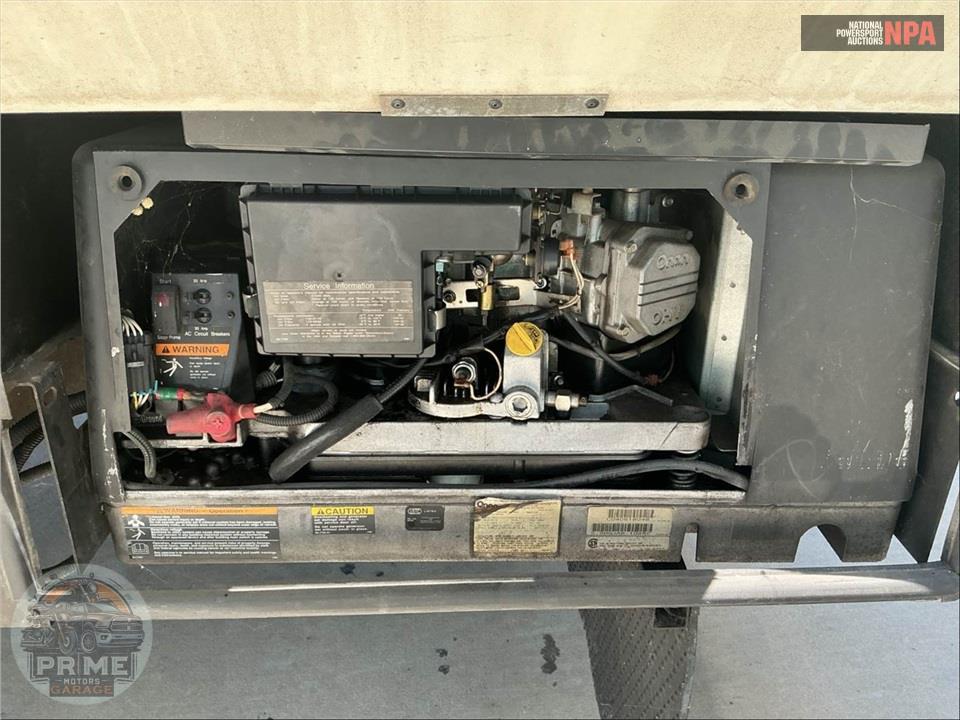 2004 Winnebago M-38G-Ford (**) Adventurer Series — фото 52