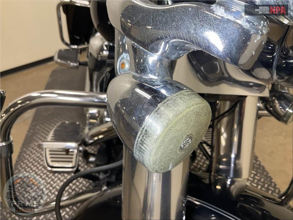 2012 Harley-Davidson FLHRC ROAD KING CLSC — фото 41