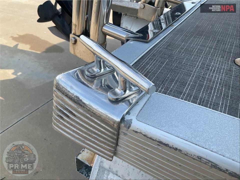 2023 Bennington Pontoons 22 SS(*) S SERIES L=23/E=1-150HP MERCURY OB — фото 20