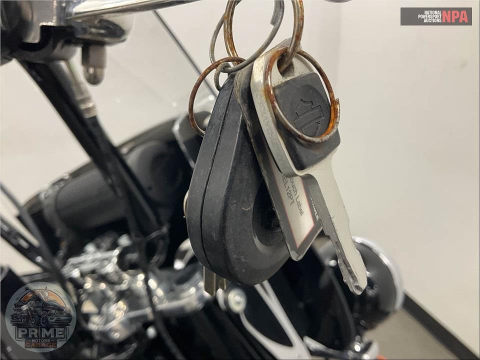 2019 Harley-Davidson FLHCS HERITAGE CLASSIC 114 — фото 11