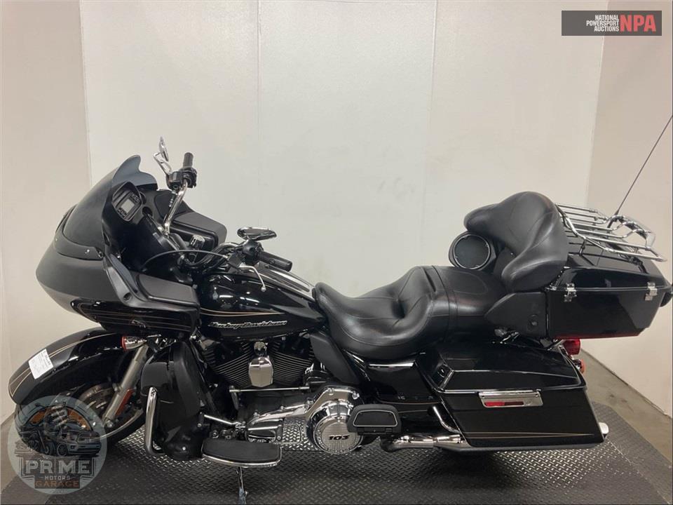 2013 Harley-Davidson FLTRU ROAD GLIDE ULTRA — фото 3