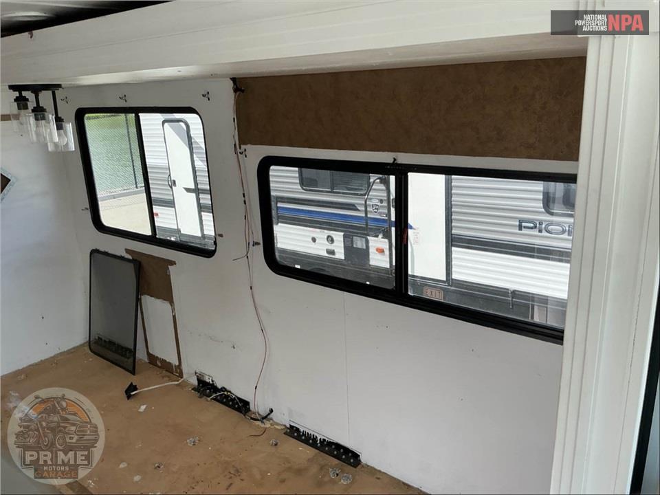 2012 Coachmen By Forest River M-34 BH FORD V10 - MIRADA SERIES — фото 48
