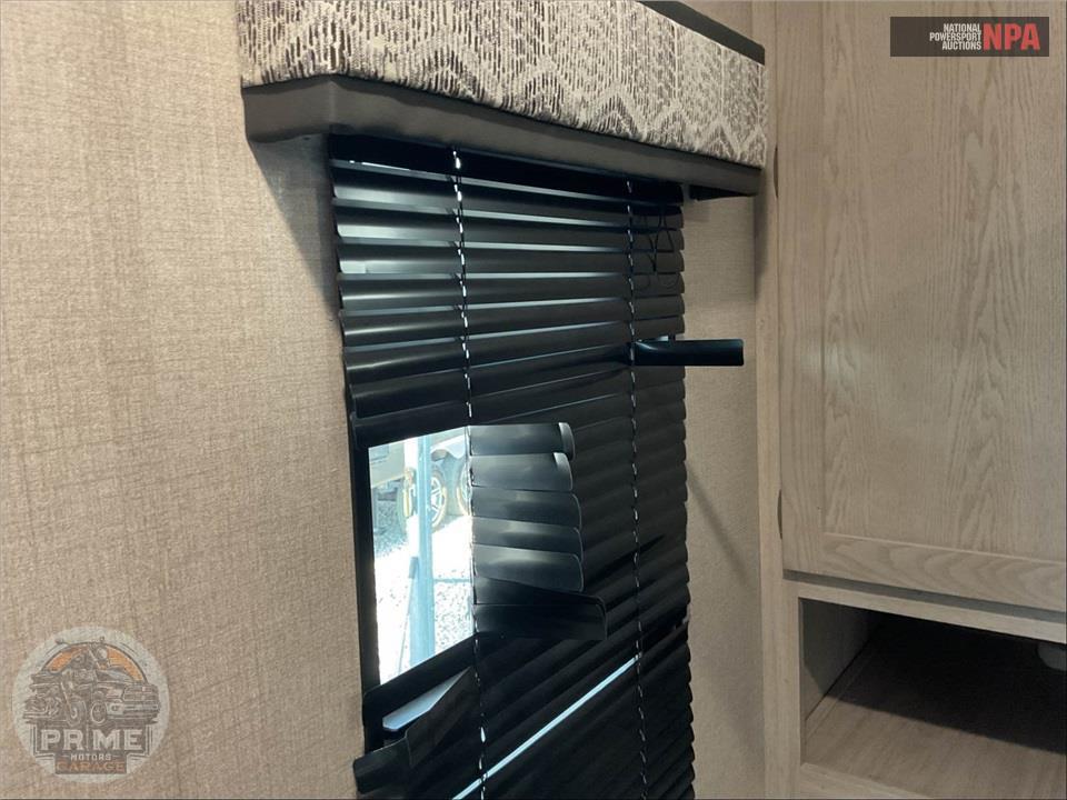 2023 Coachmen By Forest River M-271 DBS CATALINA SUMMIT SERIES — фото 25