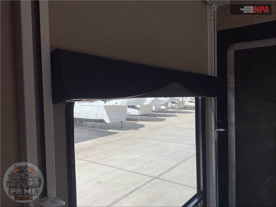 2015 Dutchmen R2600 RUBICON TOY-HAULER TRAVEL TRAILER — фото 34