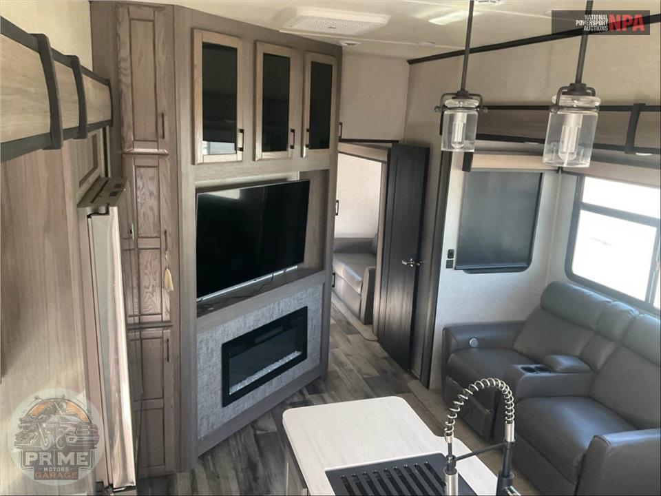 2023 Crossroads Rv M-4051 BH - CAMEO FIFTH WHEEL SERIES — фото 8