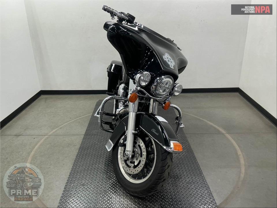 2008 Harley-Davidson FLHTC ELECTRA GLIDE CLASSIC — фото 2