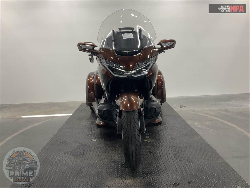 2018 Honda GL1800B GOLDWING — фото 2
