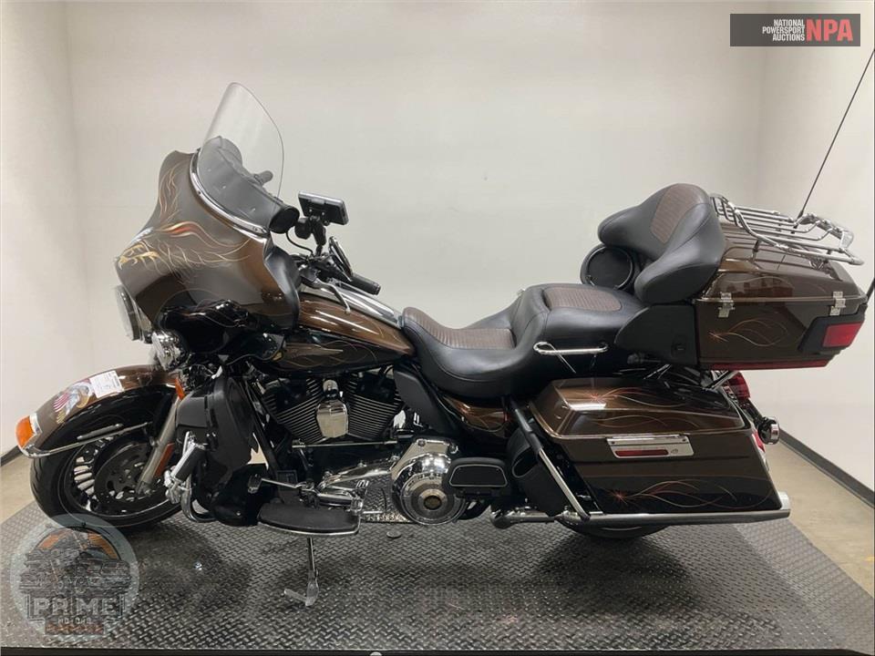 2013 Harley-Davidson FLHTK EL GLIDE UL LI ANN — фото 3