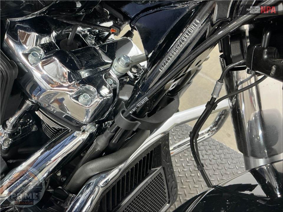 2025 Harley-Davidson FLHX STREET GLIDE — фото 12