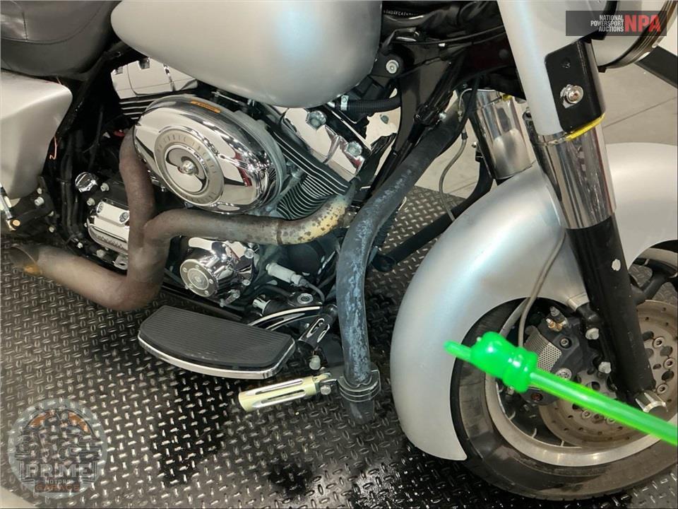 2007 Harley-Davidson FLHTCU ULTRA CLASSIC ELECTRA GLIDE — фото 21