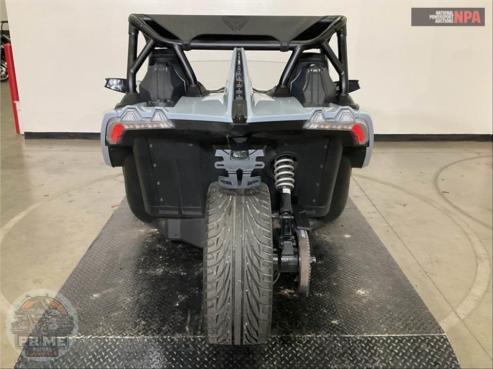 2024 Polaris SLINGSHOT SL — фото 4