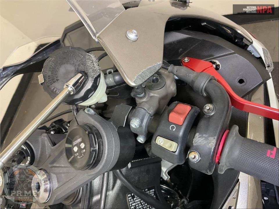 2025 Kawasaki ZX636KSFAL NINJA ZX-6R — фото 38
