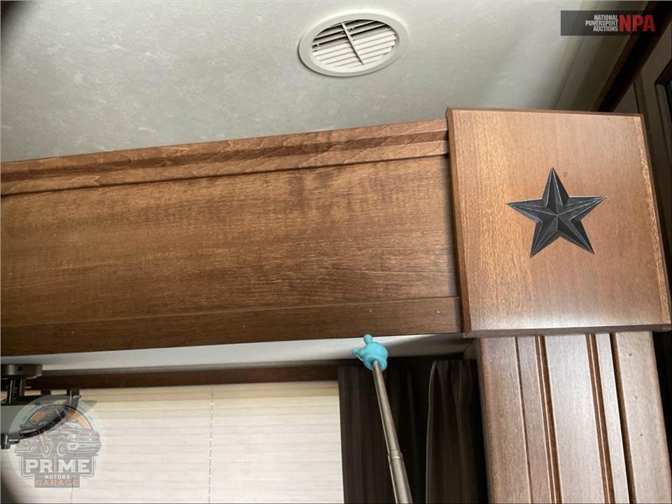 2017 Highland Ridge Rv M-293RLS - LIGHT FIFTH WHEEL SERIES — фото 29