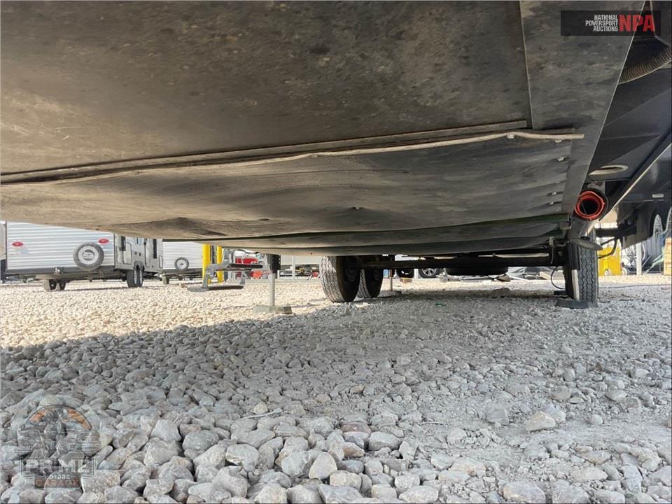 2016 Keystone Rv M-3600 RS - ALPINE FIFTH WHEEL SERIES — фото 47