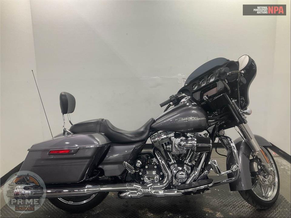 2015 Harley-Davidson FLHXS STREET GLIDE SPECIAL — фото 1