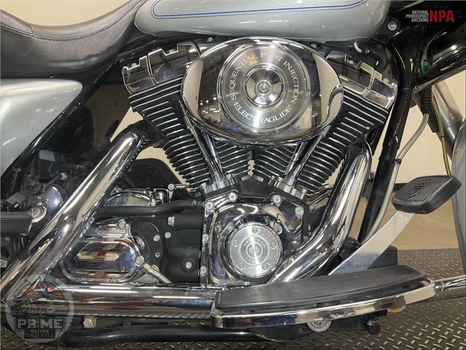 2006 Harley-Davidson FLHTCI ELECTRA GLIDE CLASSIC — фото 6