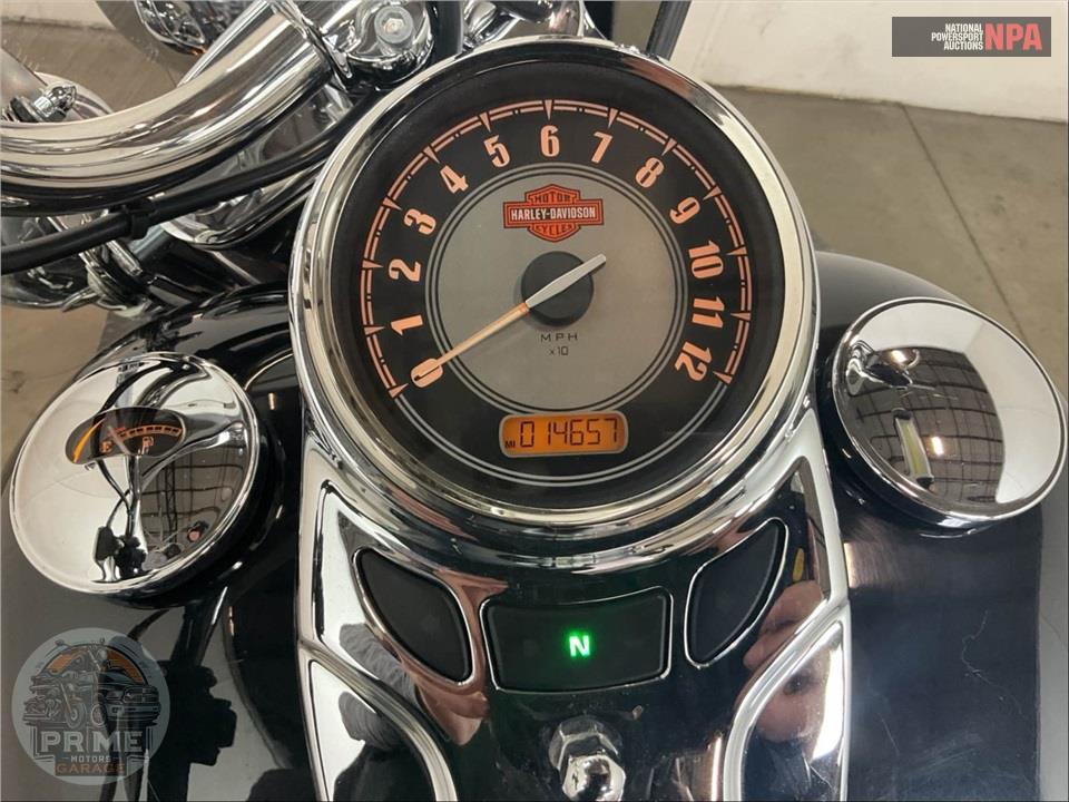 2015 Harley-Davidson FLSTC HERITAGE SOFTAIL CLASSIC — фото 5