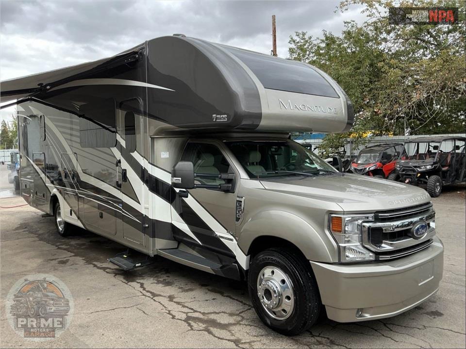 2022 Thor Motor Coach SV34 SUPER C F550 4WD - MAGNITUDE SERIES — фото 1