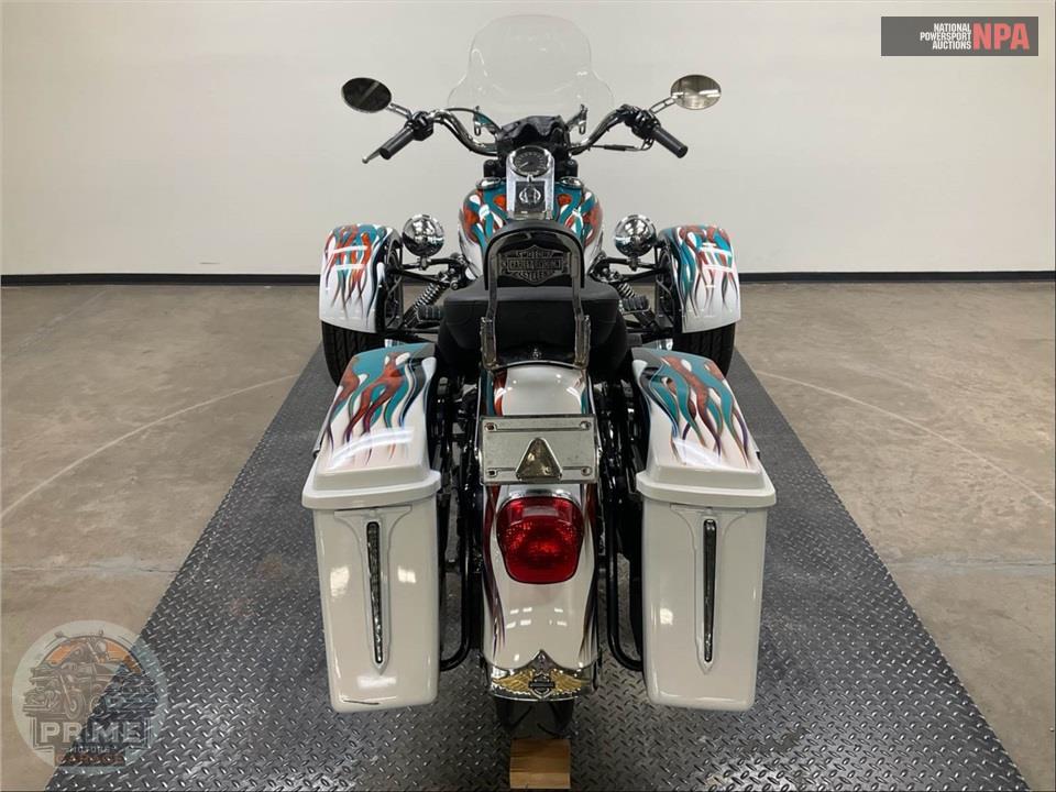 2004 Harley-Davidson FLSTFI FAT BOY — фото 4