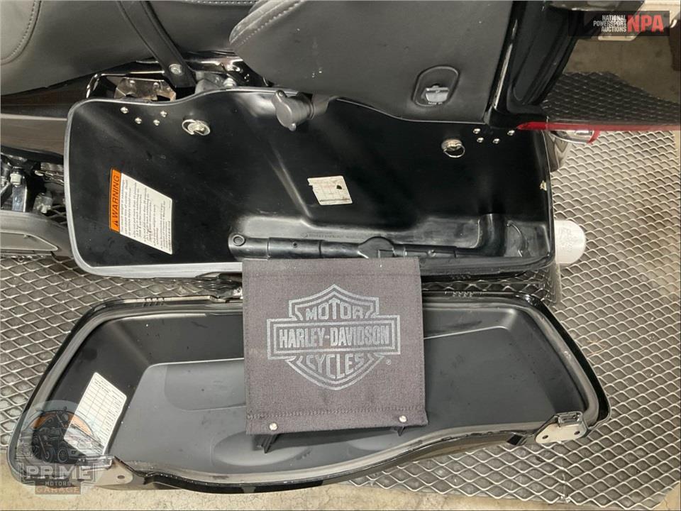 2013 Harley-Davidson FLTRU ROAD GLIDE ULTRA — фото 19