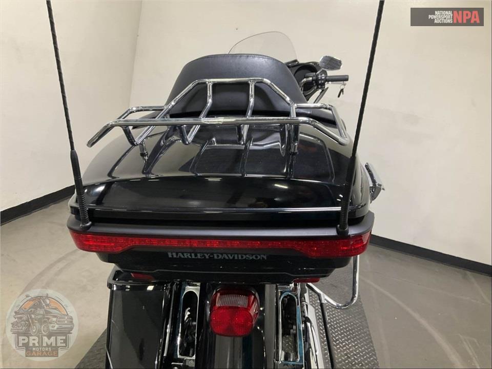 2014 Harley-Davidson FLHTK ELECTRA GLIDE ULTRA LIMITED — фото 17
