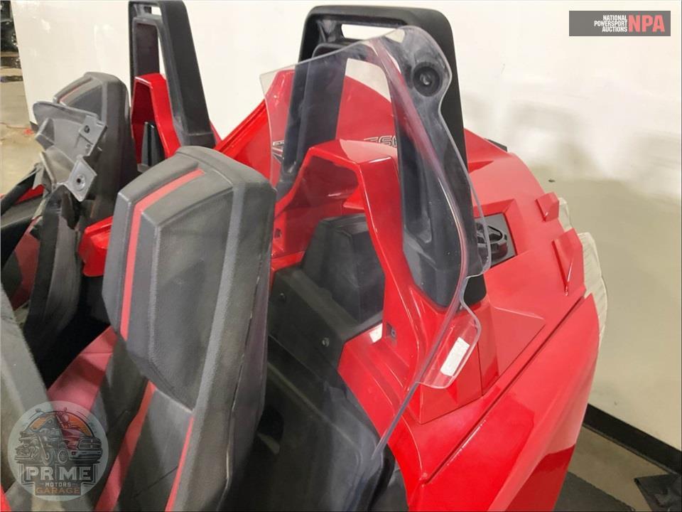 2015 Polaris SLINGSHOT SL — фото 25