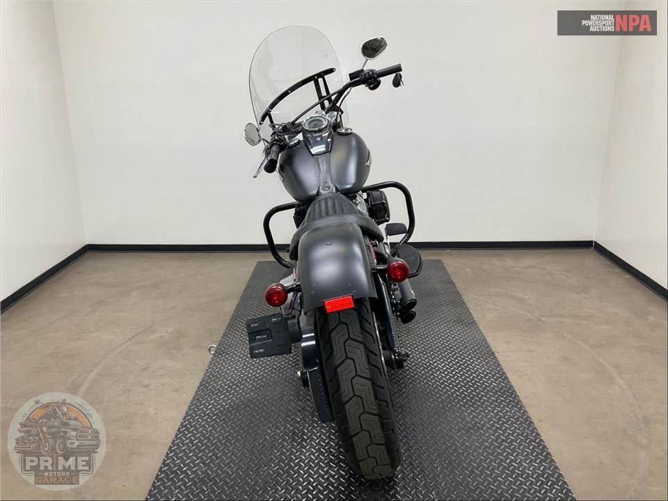 2018 Harley-Davidson FLSL SOFTTAIL SLIM — фото 4