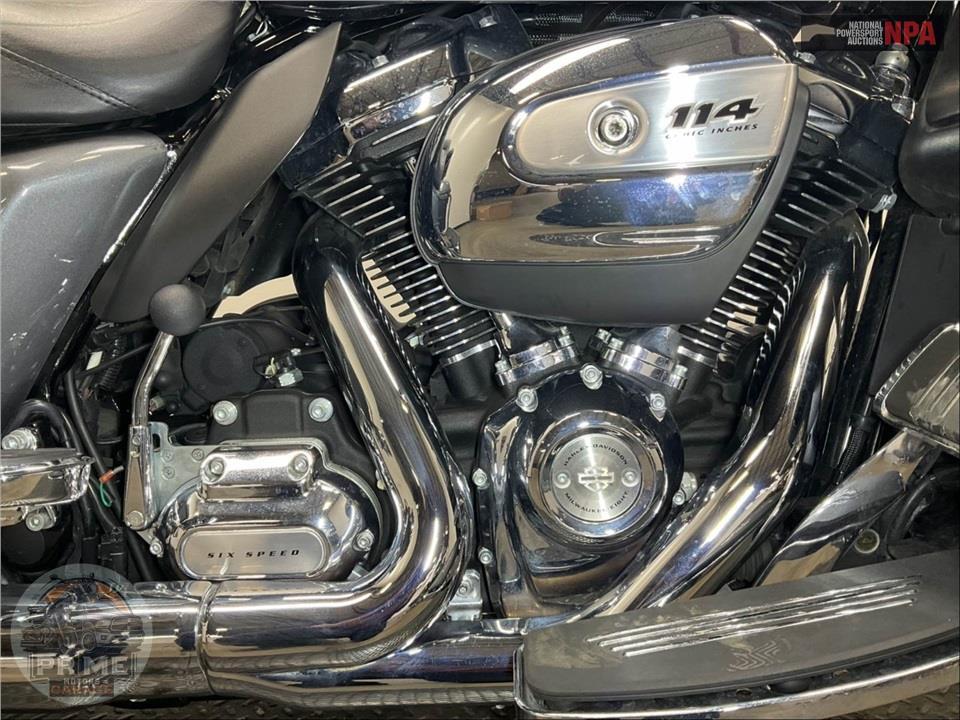 2022 Harley-Davidson FLHTK ULTRA LIMITED — фото 6