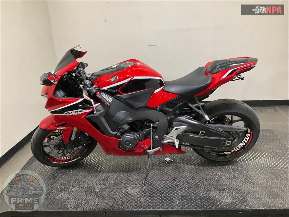 2017 Honda CBR1000RRH — фото 3