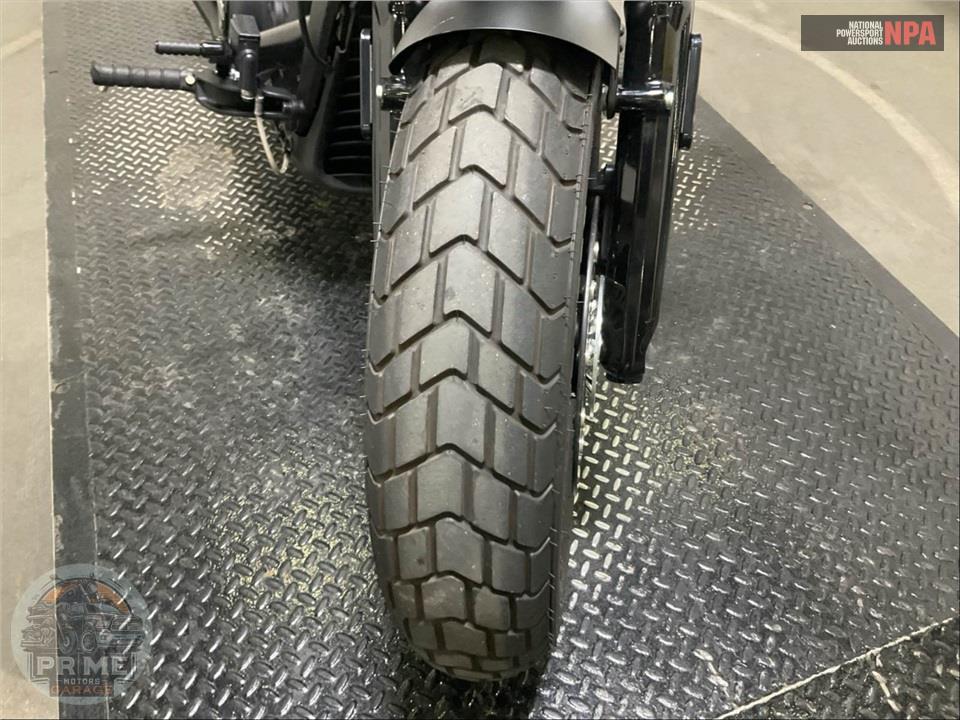 2023 Indian Motorcycle SCOUT BOBBER (ABS, SMOKE COLOR) — фото 15