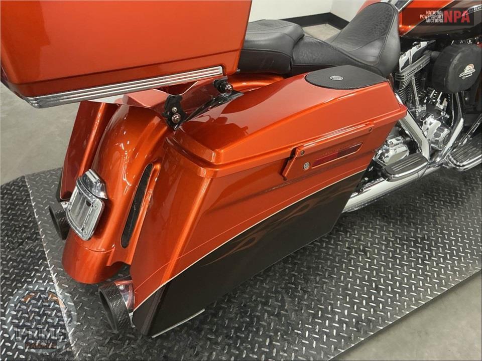 2012 Harley-Davidson FLHXSE3 SCREAMIN EAGLE — фото 23