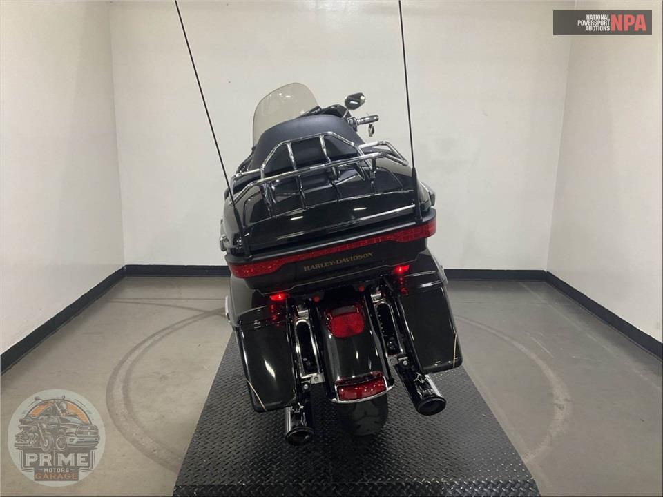 2016 Harley-Davidson FLHTK ELECTRA GLIDE ULTRA LIMITED — фото 4