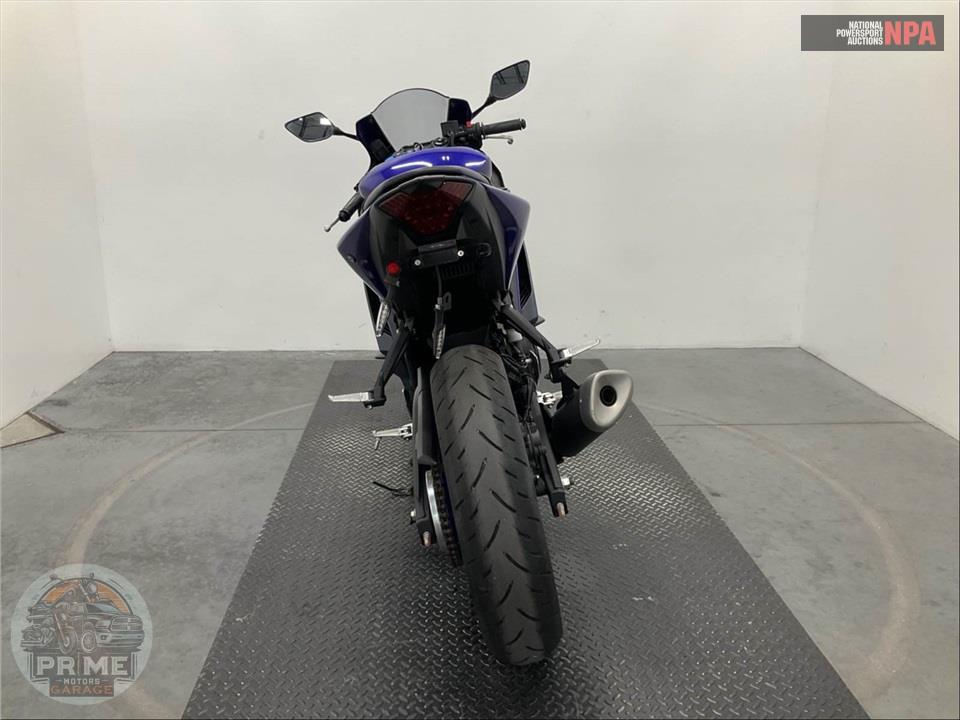 2024 Yamaha YZF-R3 — фото 4