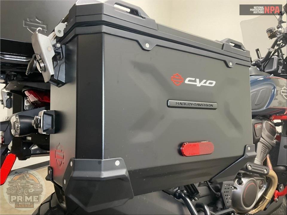 2025 Harley-Davidson RA1250SE CVO PAN AMERICA — фото 15