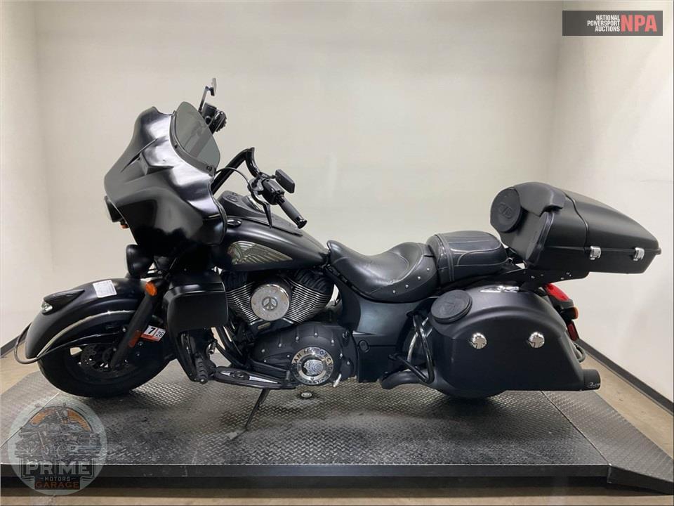 2016 Indian Motorcycle CHIEF DARK HORSE — фото 3