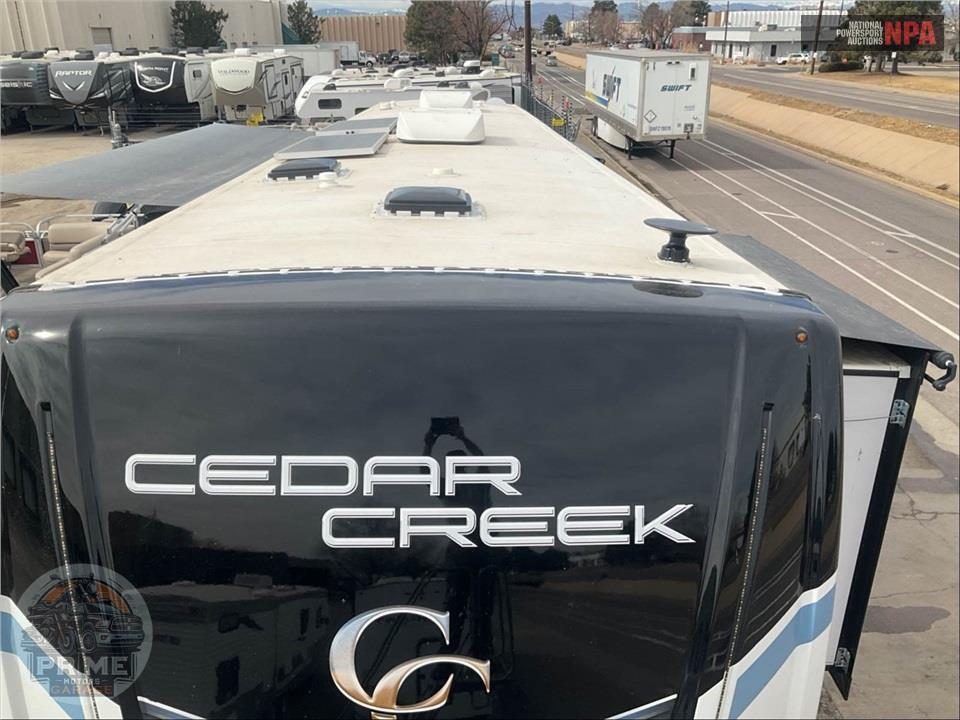 2024 Cedar Creek M-380MUD - FIFTH WHEEL SERIES — фото 43