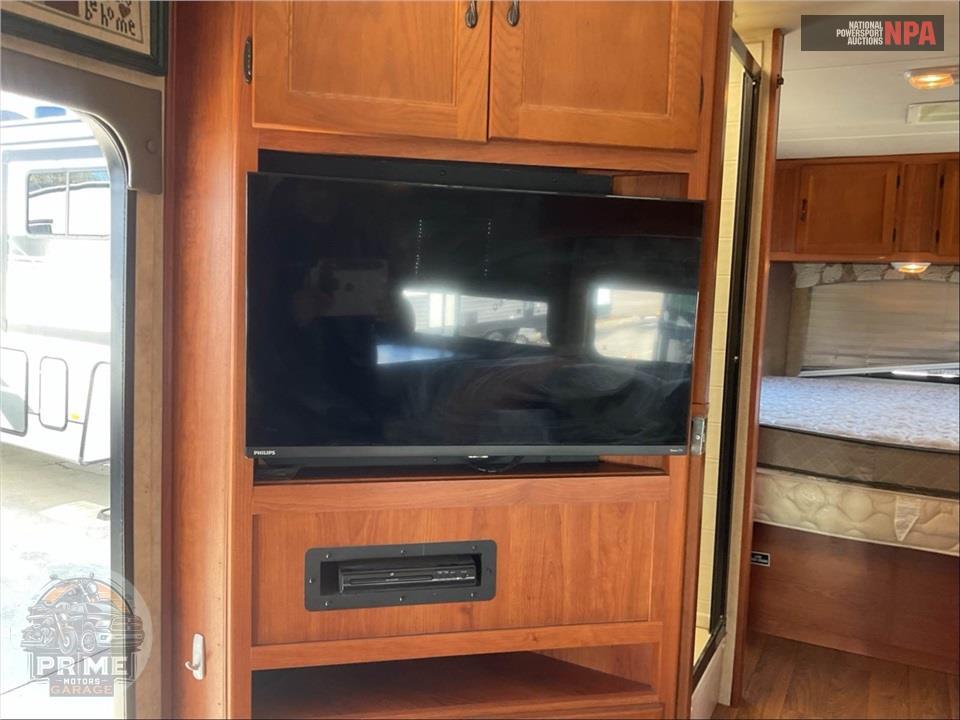 2011 Coachmen By Forest River M-31 FK FORD E45 - FREELANDER SERIES — фото 41