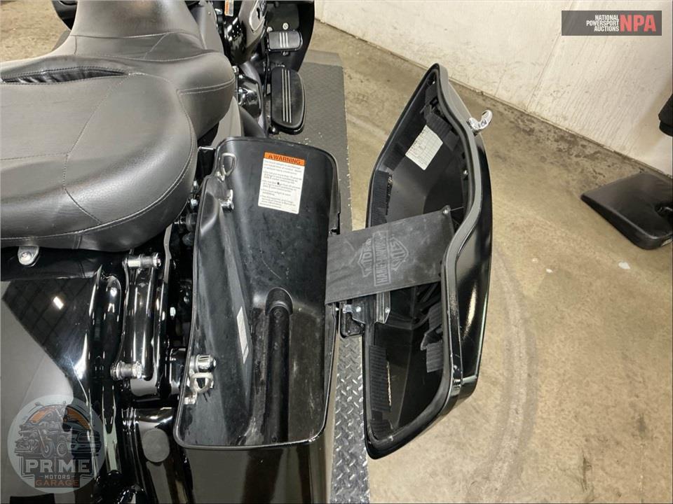 2019 Harley-Davidson FLTRXS ROAD GLIDE SPECIAL — фото 36