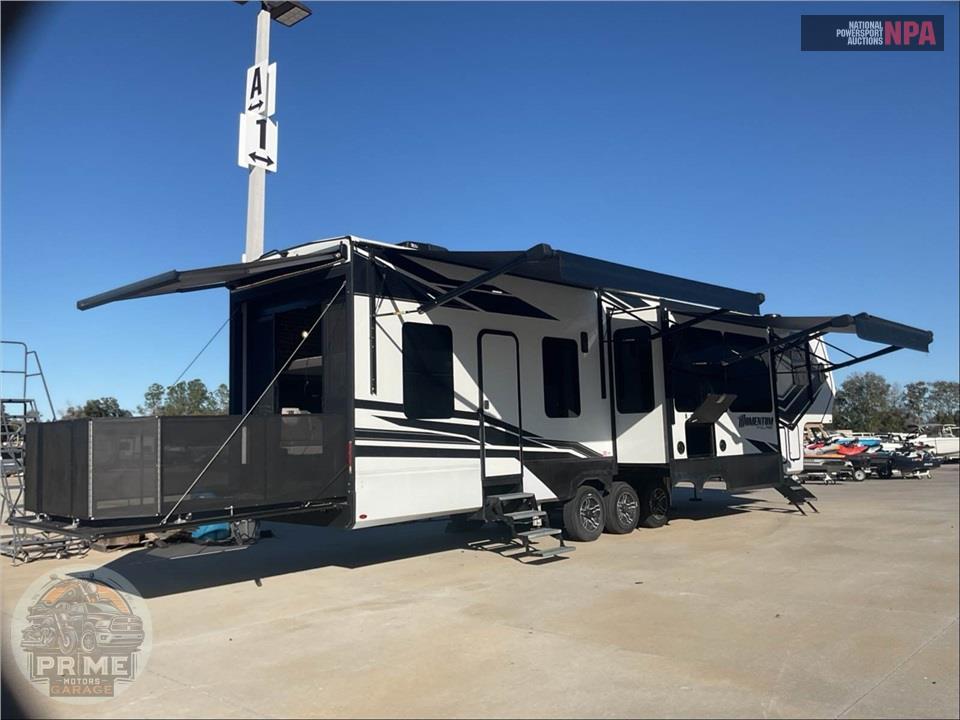 2023 Grand Design Recreational Vehicles M-395MS - MOMENTUM M-CLASS TOY HAULER TOY HAULER SERIES — фото 4