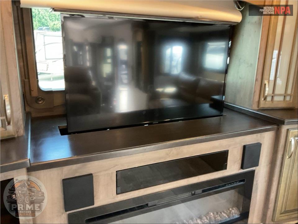 2018 Keystone Rv M-3731 FL MONTANA FIFTH WHEEL SERIES — фото 24