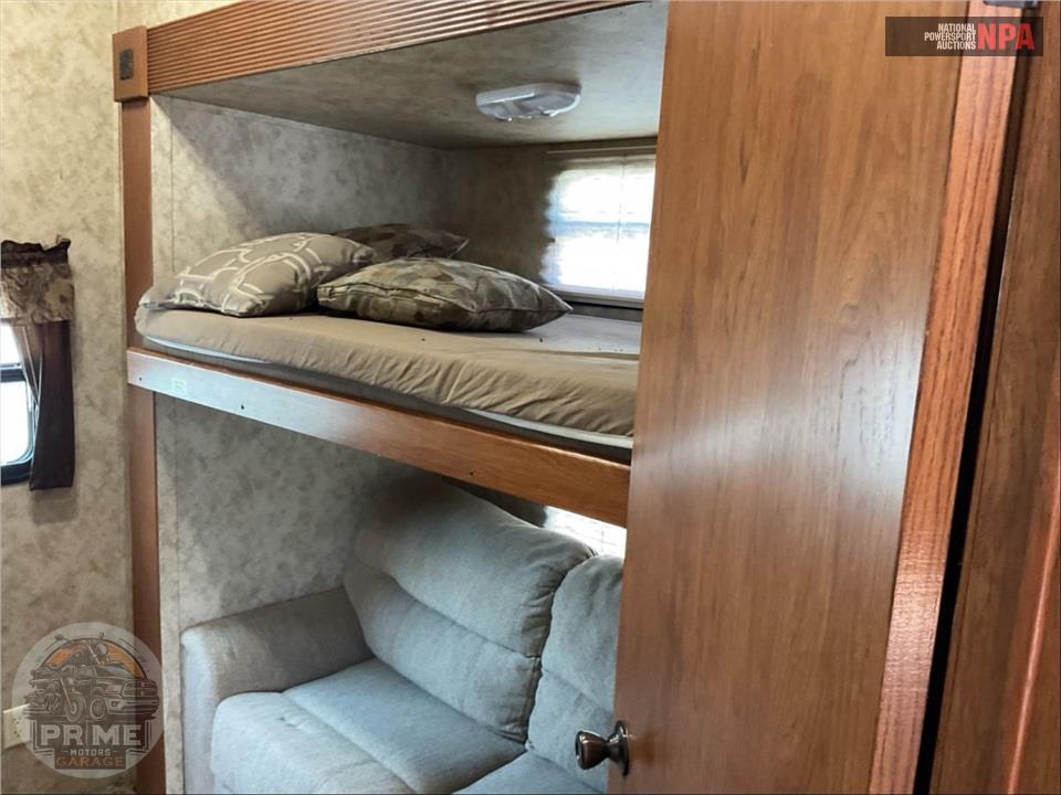 2013 Keystone Rv M-346 LBQ - MONTANA MOUNTAINEER FIFTH WHEEL SERIES — фото 15