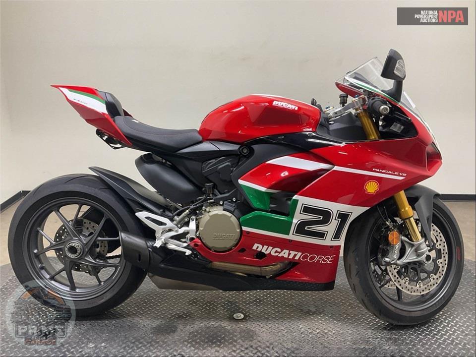 2025 Ducati PANIGALE V2 BAYLISS — фото 1