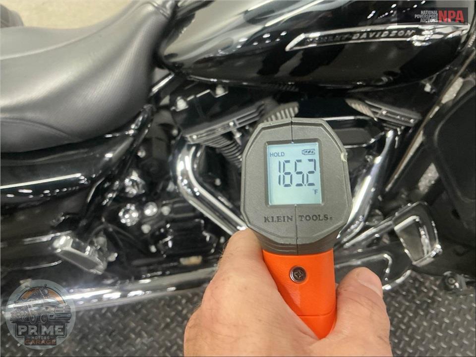 2016 Harley-Davidson FLHXSE CVO STREET GLIDE SPECIAL — фото 8
