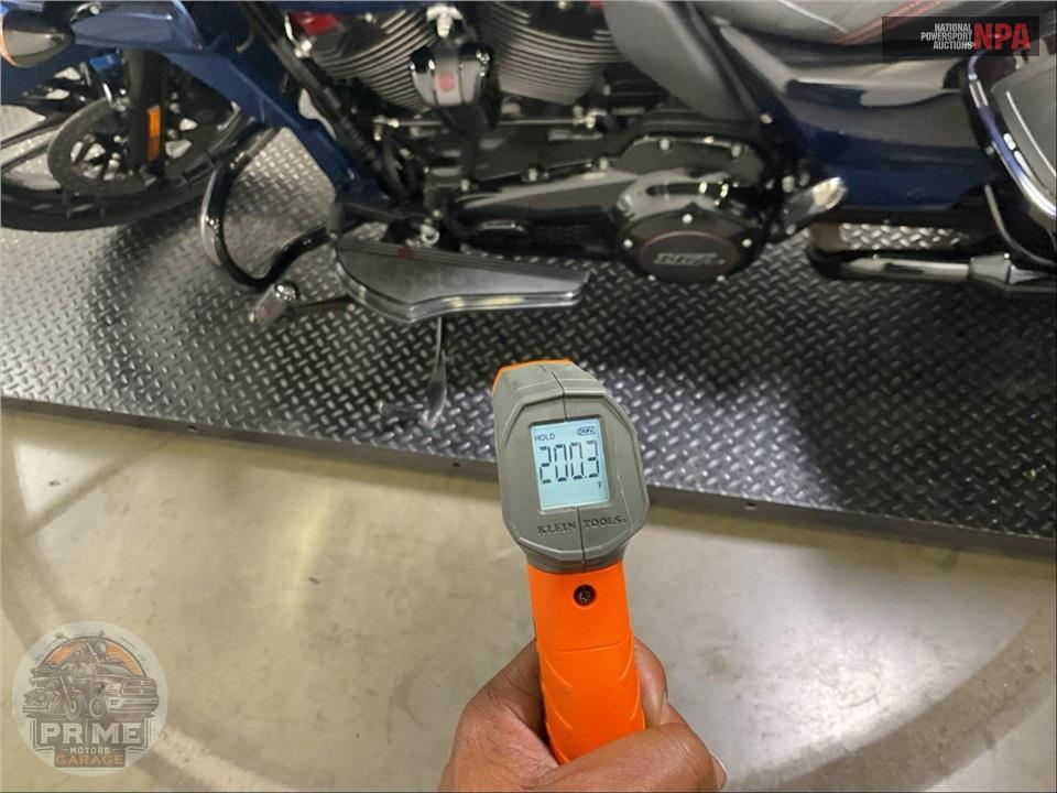 2019 Harley-Davidson FLTRXSE CVO ROAD GLIDE — фото 8