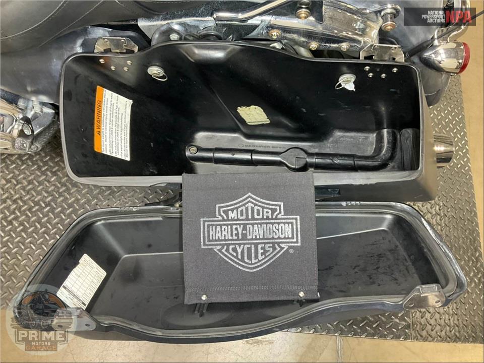 2011 Harley-Davidson FLHX-103 STREET GLIDE — фото 27